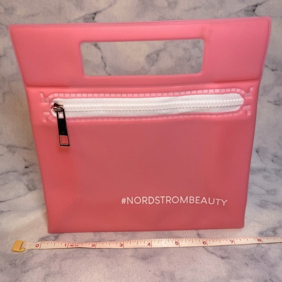 NORDSTROM Beauty Waterproof Bag - Picture 3 of 5